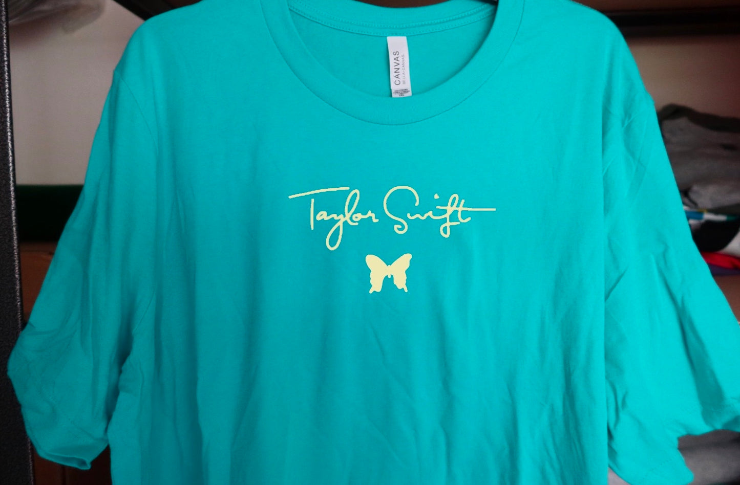 Taylor Debut tee